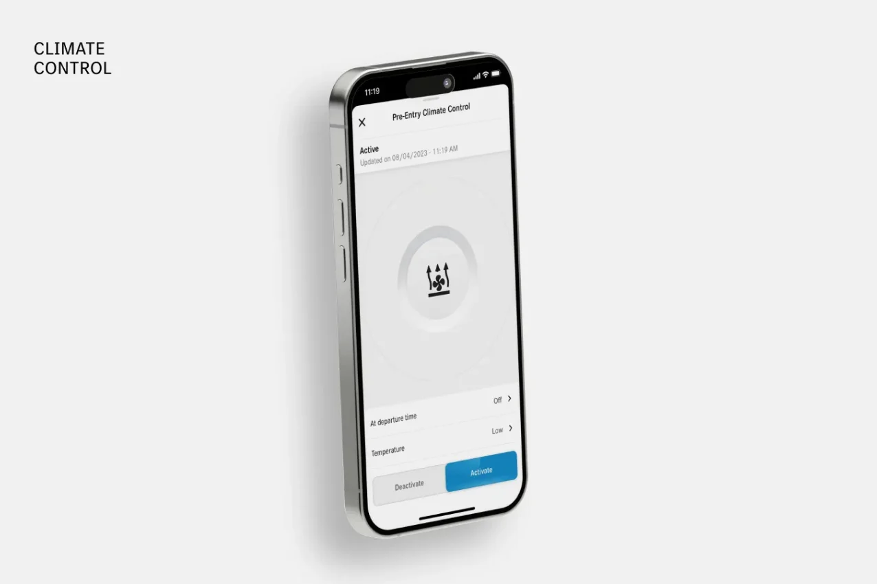 Smartphone showing Pre-Entry Climate Control in the Mercedes-Benz app