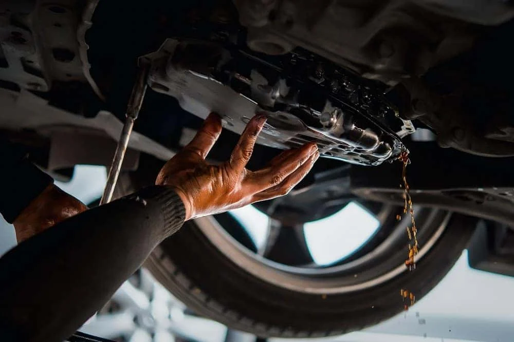 Transmission components inspected by Mercedes-trained technicians